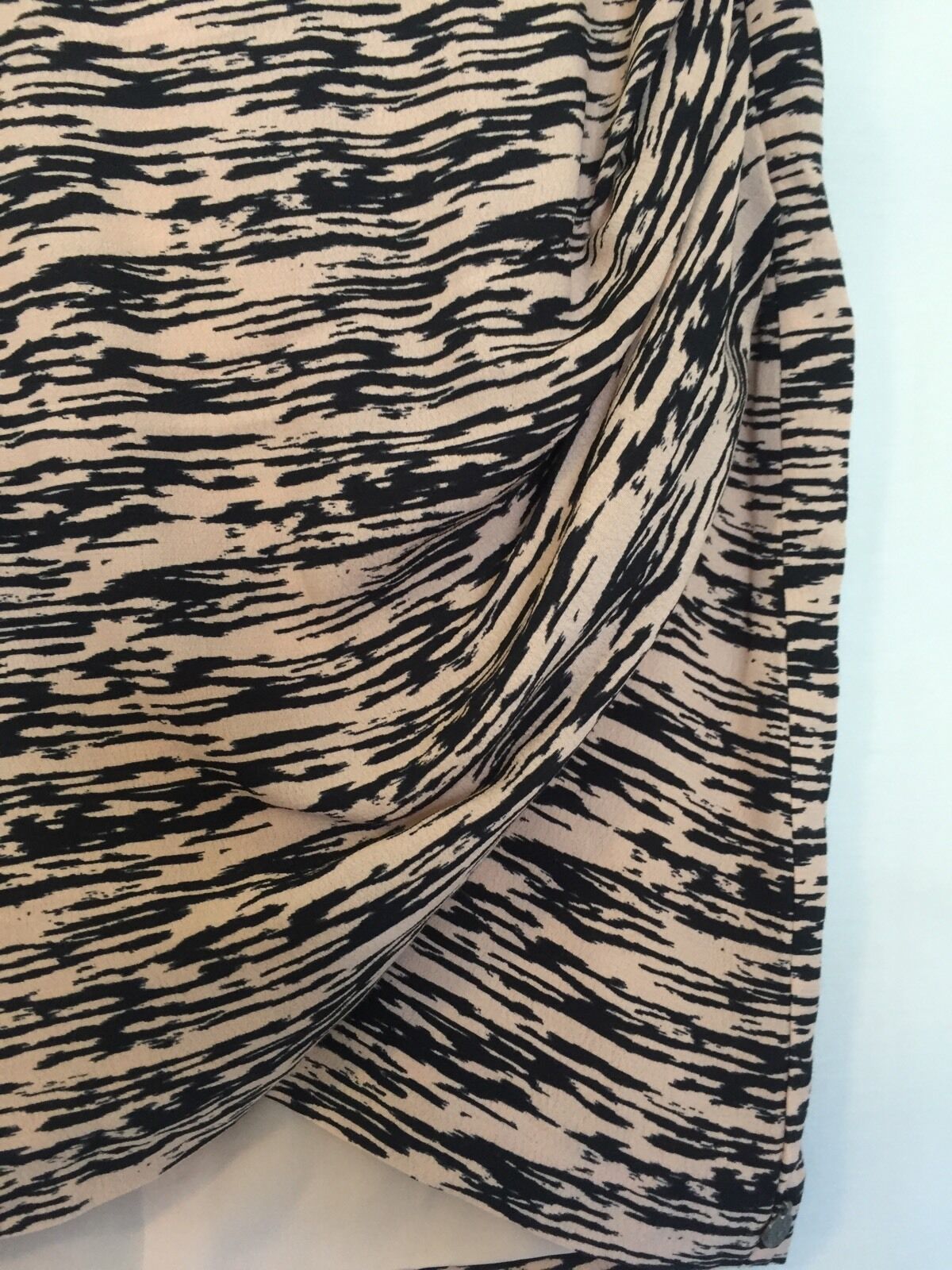 Maison Scotch Scotch & Soda Black Peach Wrap Skirt NWT Retail $119 Price $56 XL