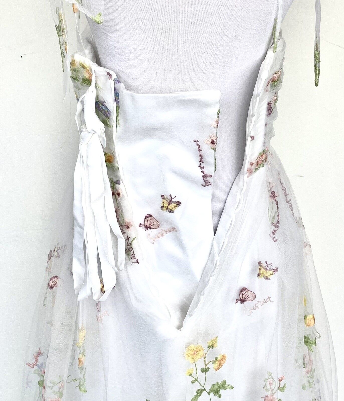 White Net embroidered Ruched Bodice With Lace Up Back size 4 price $130