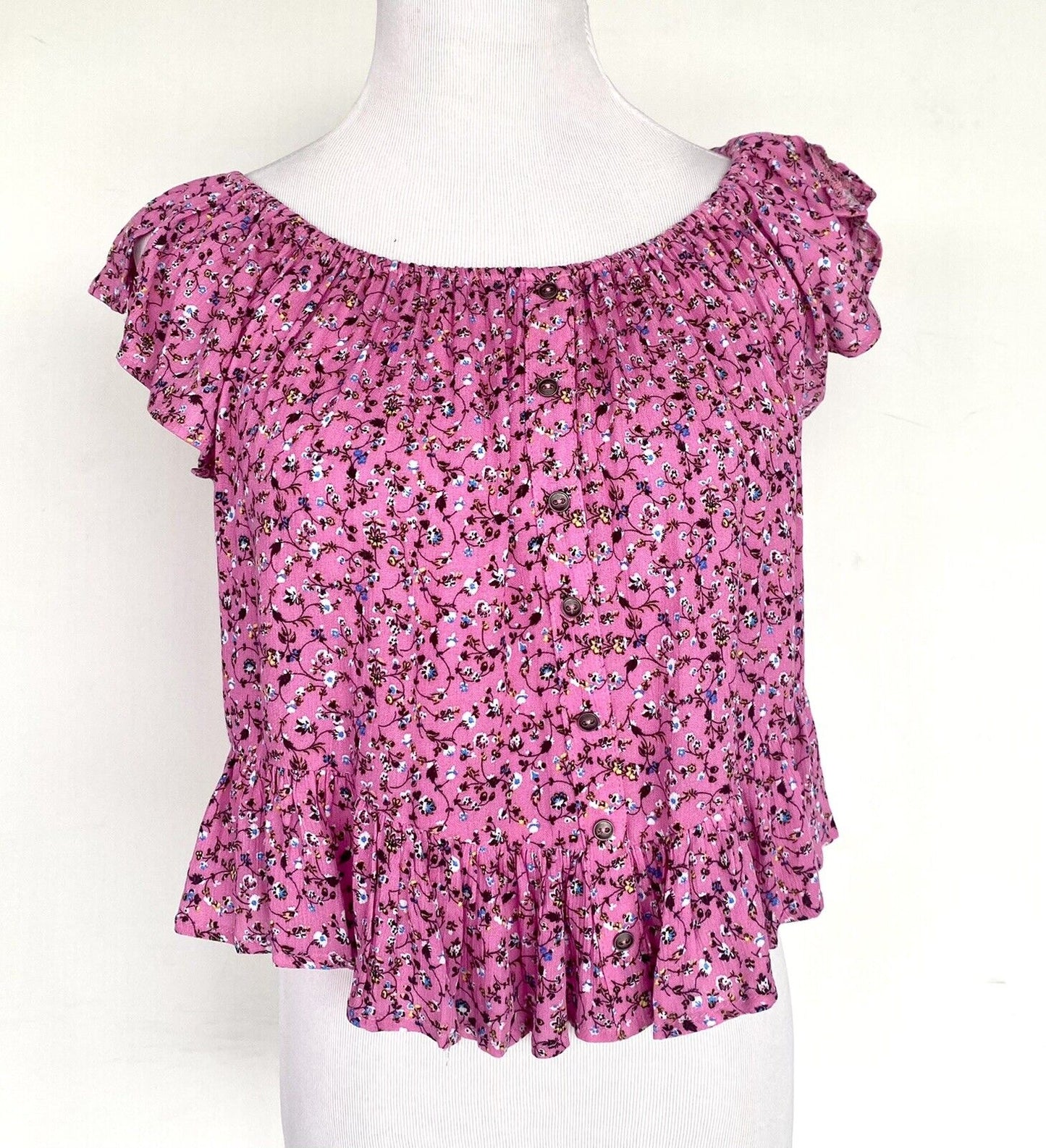 En Creme Pink Floral Boho Off Shoulder Top. Rwtails $58 Price $26 NWT Size S