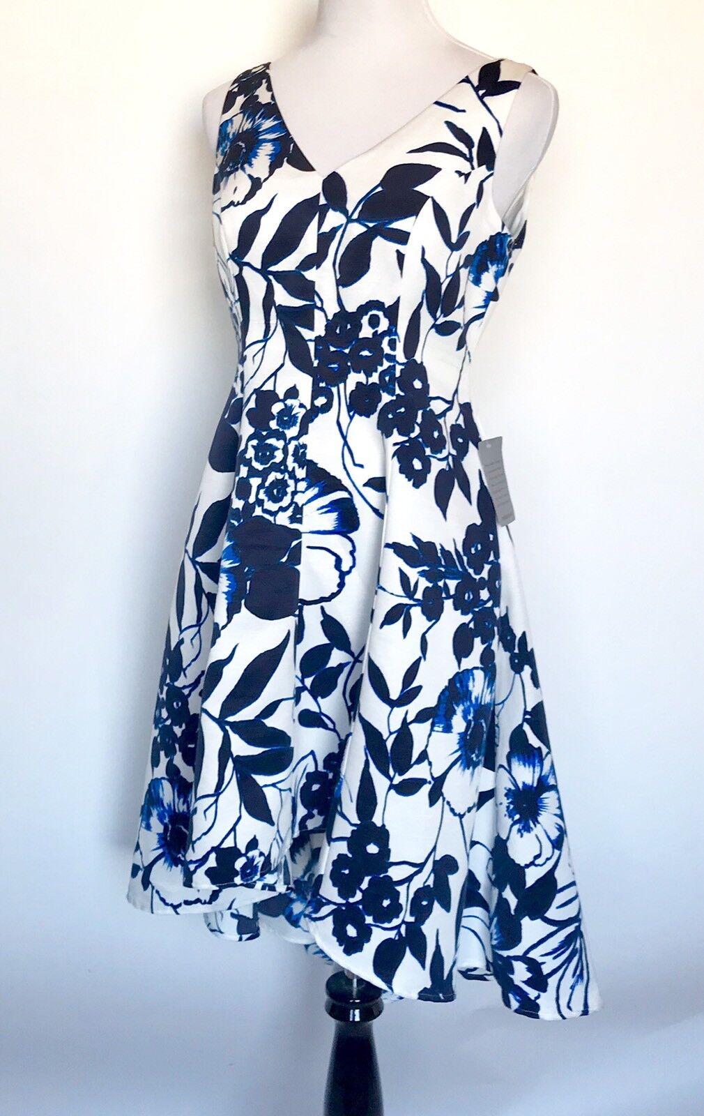 Eliza J  Blue & White Floral Dress. Hi-Lo Skirt NWT Retail $188 Price $88 Size 6