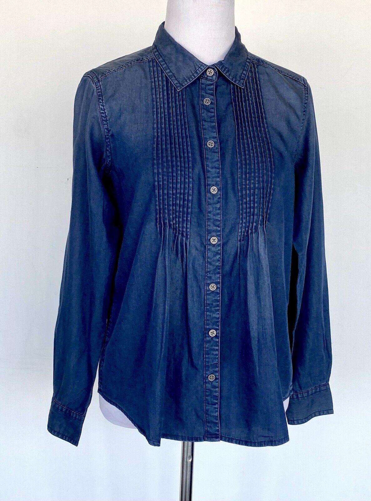 Sundance Larkes Tune Chambray LS Blouse. Retails $118 Price $49 NWT Size PXS