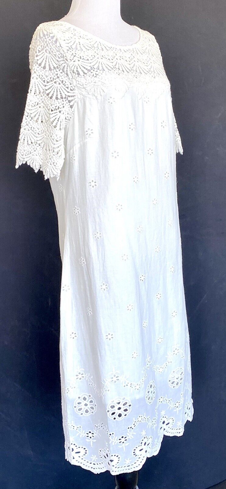 Sundance Catalogue Imperial Eyelet Ivory Dress Retails $148 Price $69 Size S NWT