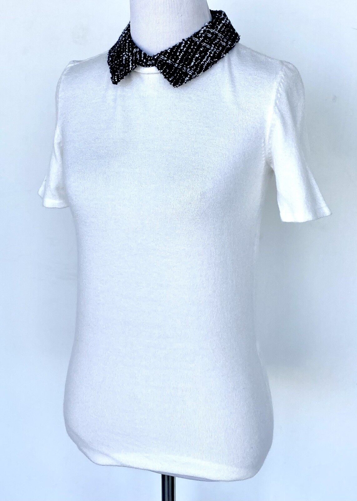 Maison Jules Cream Tweed Collar SS Sweater Retail $49.50 Price $39 Size XXS