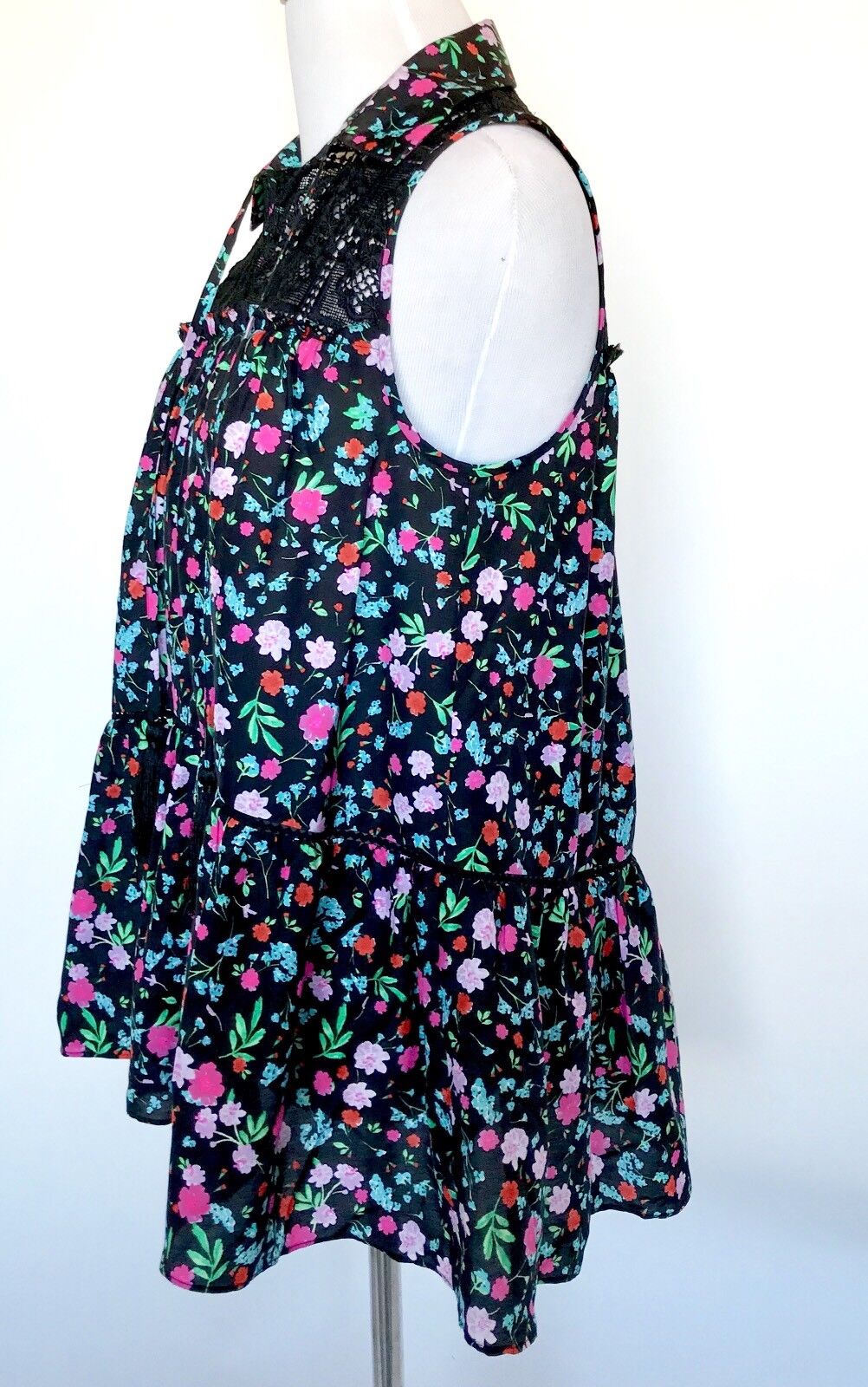 Kate Spade Floral Black Silk Mix Lace Top NWT Retail $228 Price $64 Size M