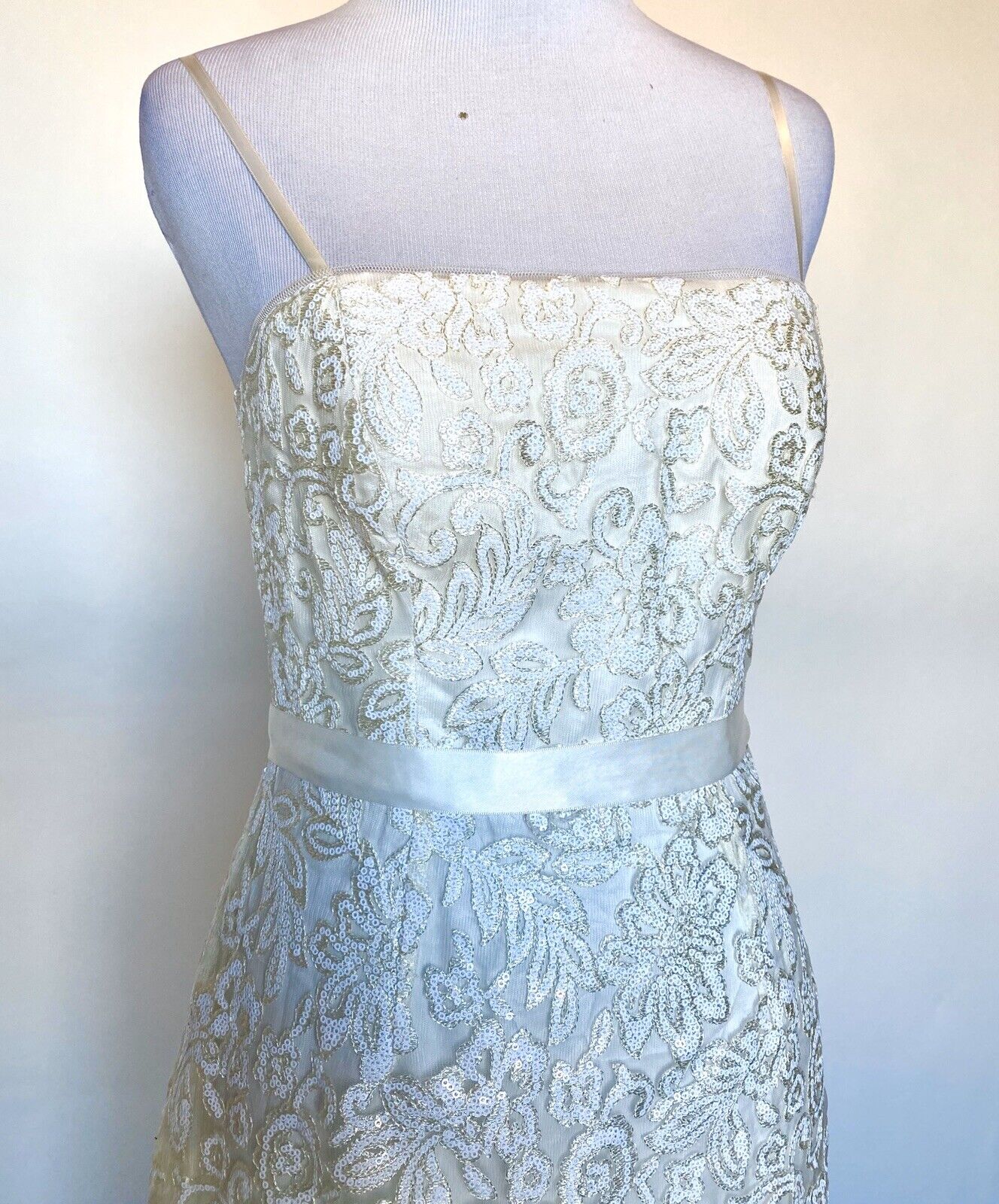 Adrianna Papell Ivory Sequin  Wedding Dress NWT Size 2 Retails $399 Price $189