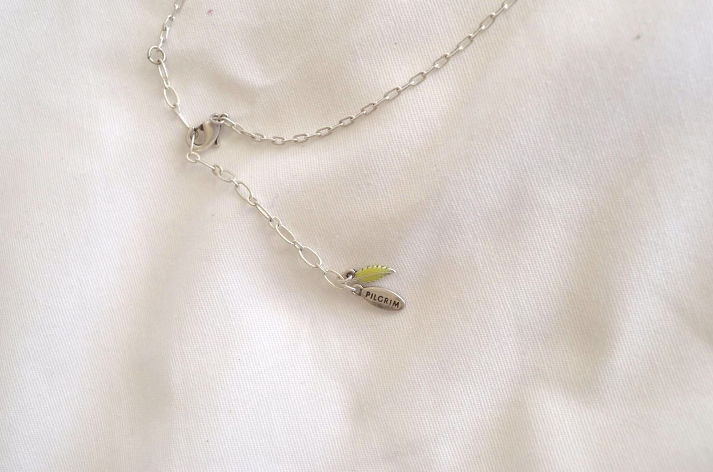 PILGRIM SWAROVSKI CRYSTAL & ENAMEL Necklace Sterling Silver Plated PRICE $15