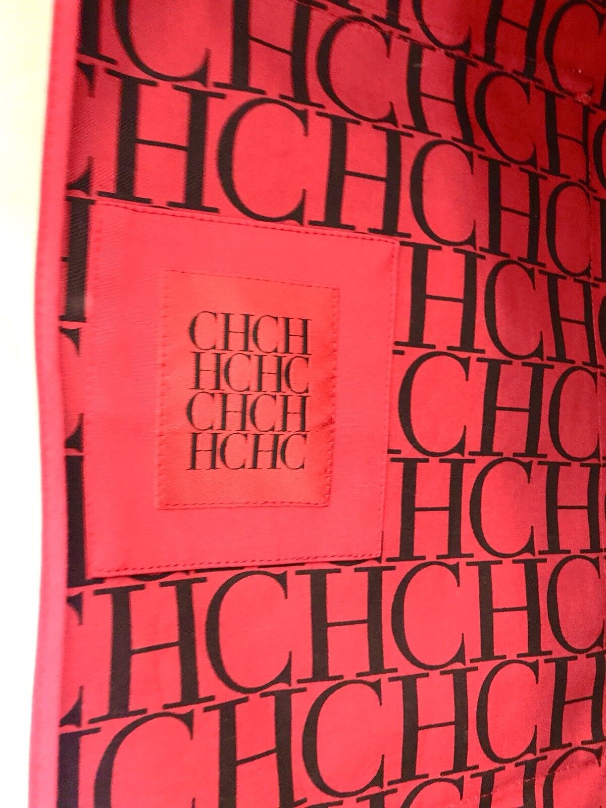 Carolina Herrera Khaki Tan Raincoat . Retails $760 Price $360 NWT Size L