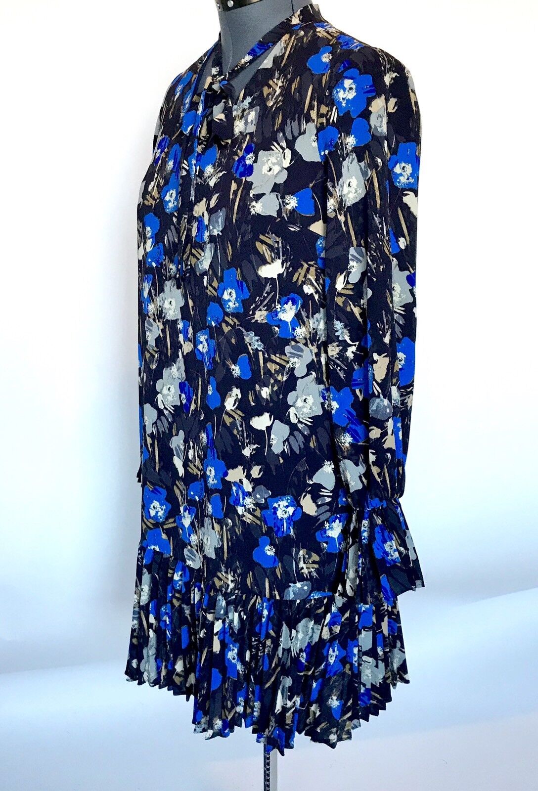 Maggy London Blue & Black Tie Neck Dress. NWT Retail $148 Price $68 Size 10
