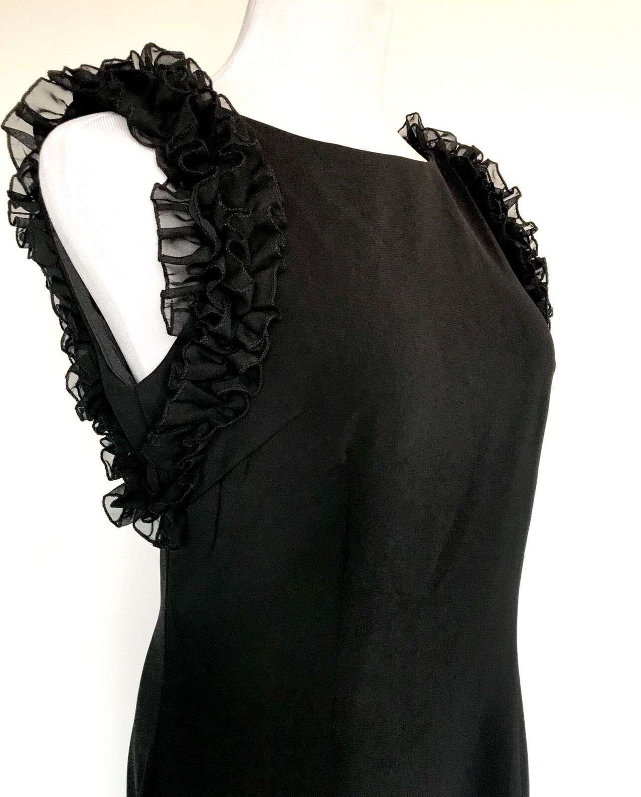 Carmen Marc Valvo Sz 8 Sheath Dress Black Ruffle Arms Retail $325 Price $148 NWT