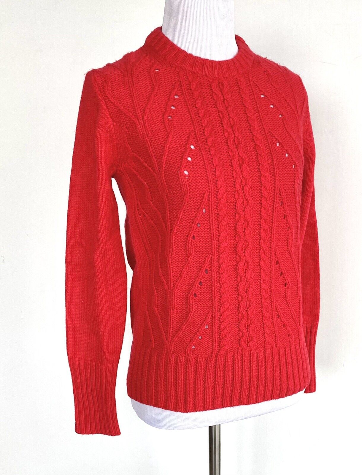 J Crew Lamb Wool Mix Cable Sweater. NWT Retail $69.50 Price $59.50 Size XS