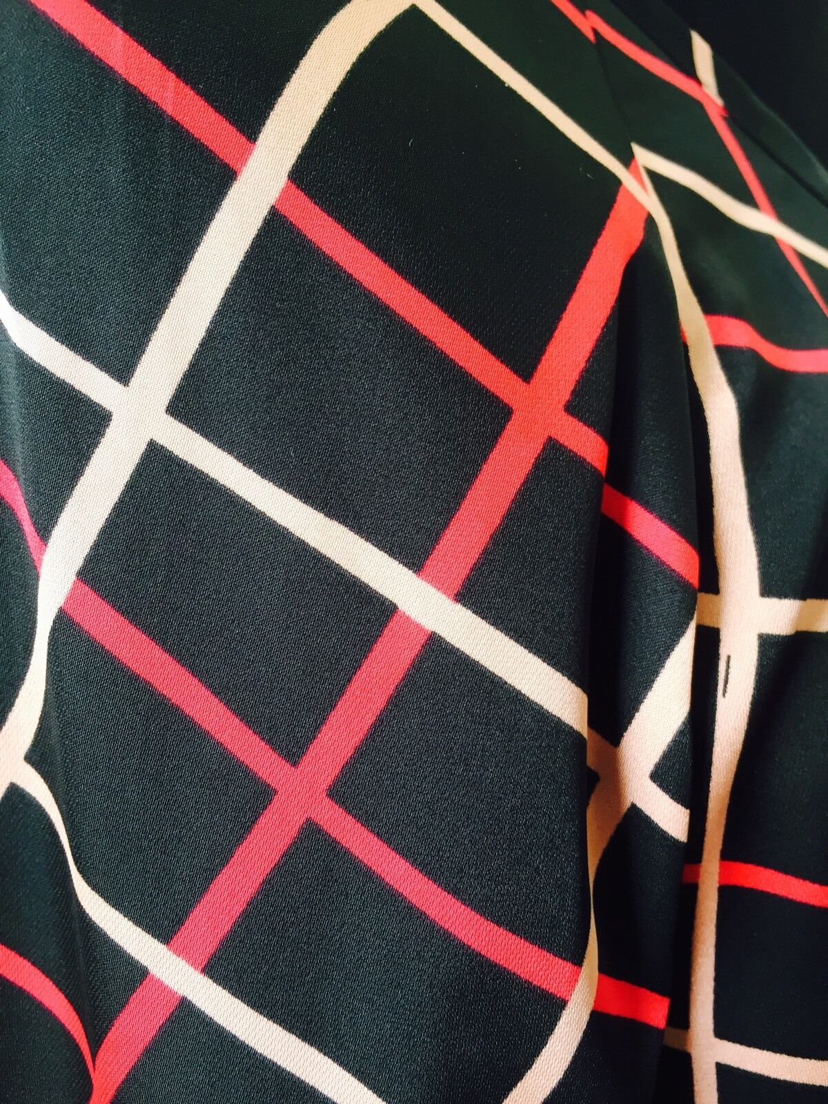Sanctuary Women's Silky Blouse. Black Red Pink. NWT Retail $79 Price $24 XS