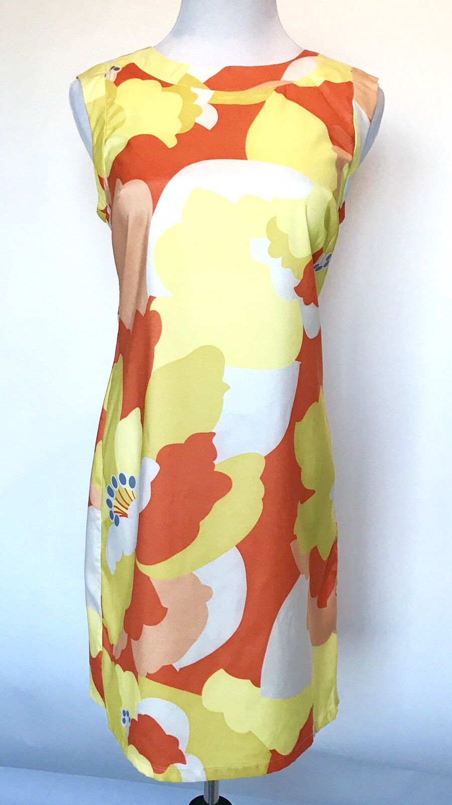 Vertigo Sleeveless Abstract Shift Dress Yellow/Orange. Retail $220 Price $78 NWT