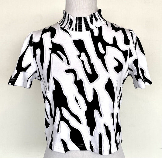 checkhers textured puff sleeve top Smocked Neck Retail $55 Price $38 XS