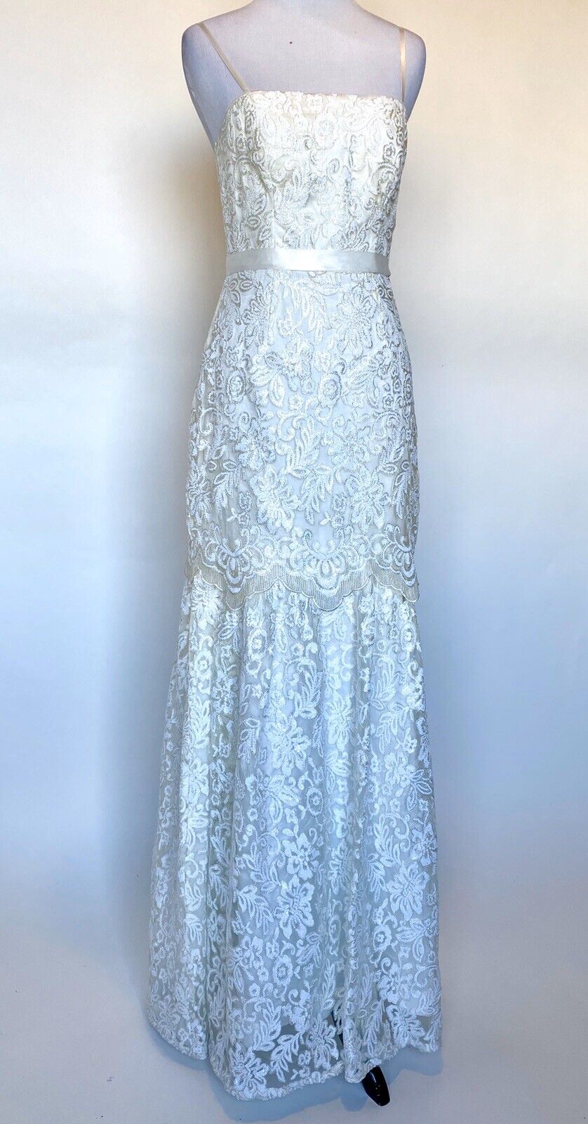 Adrianna Papell Ivory Sequin  Wedding Dress NWT Size 2 Retails $399 Price $189