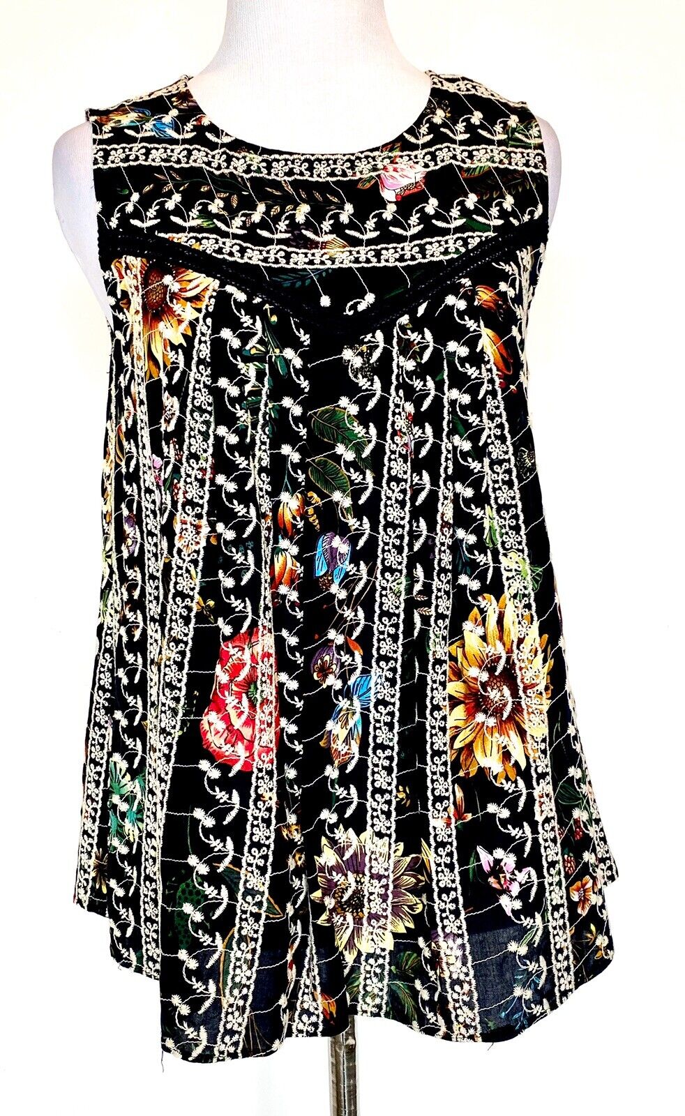 & Layered Embroidered Swing Top. Size XS. Price $19.50 NWT Sleeveless. Black