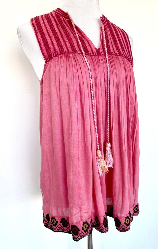 Rachel Zoe Sleeveless Embroidered Tunic Top Size M Retails $69 Price $45 NWT