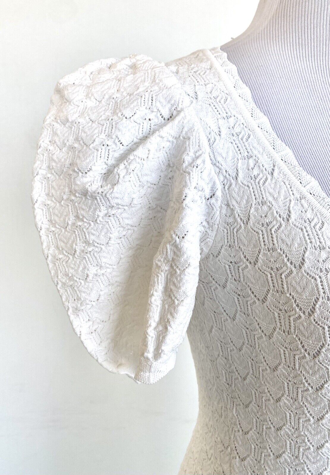 Lini white stretch dress puff sleeve retails $288 price $115 M