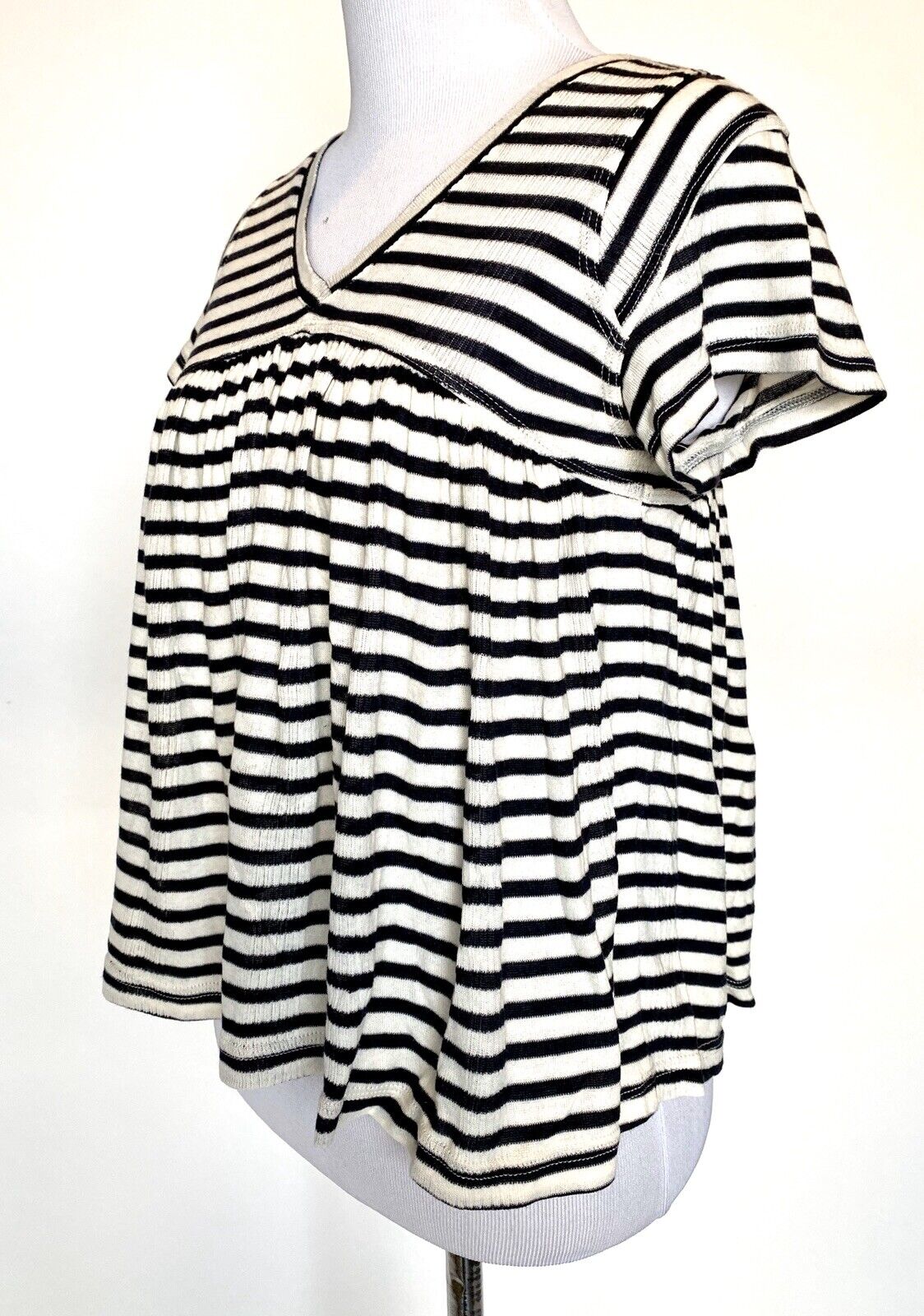 Free People JoJo Striped Stretch Swing Top Retail $68 Price $22 NWT Size XS