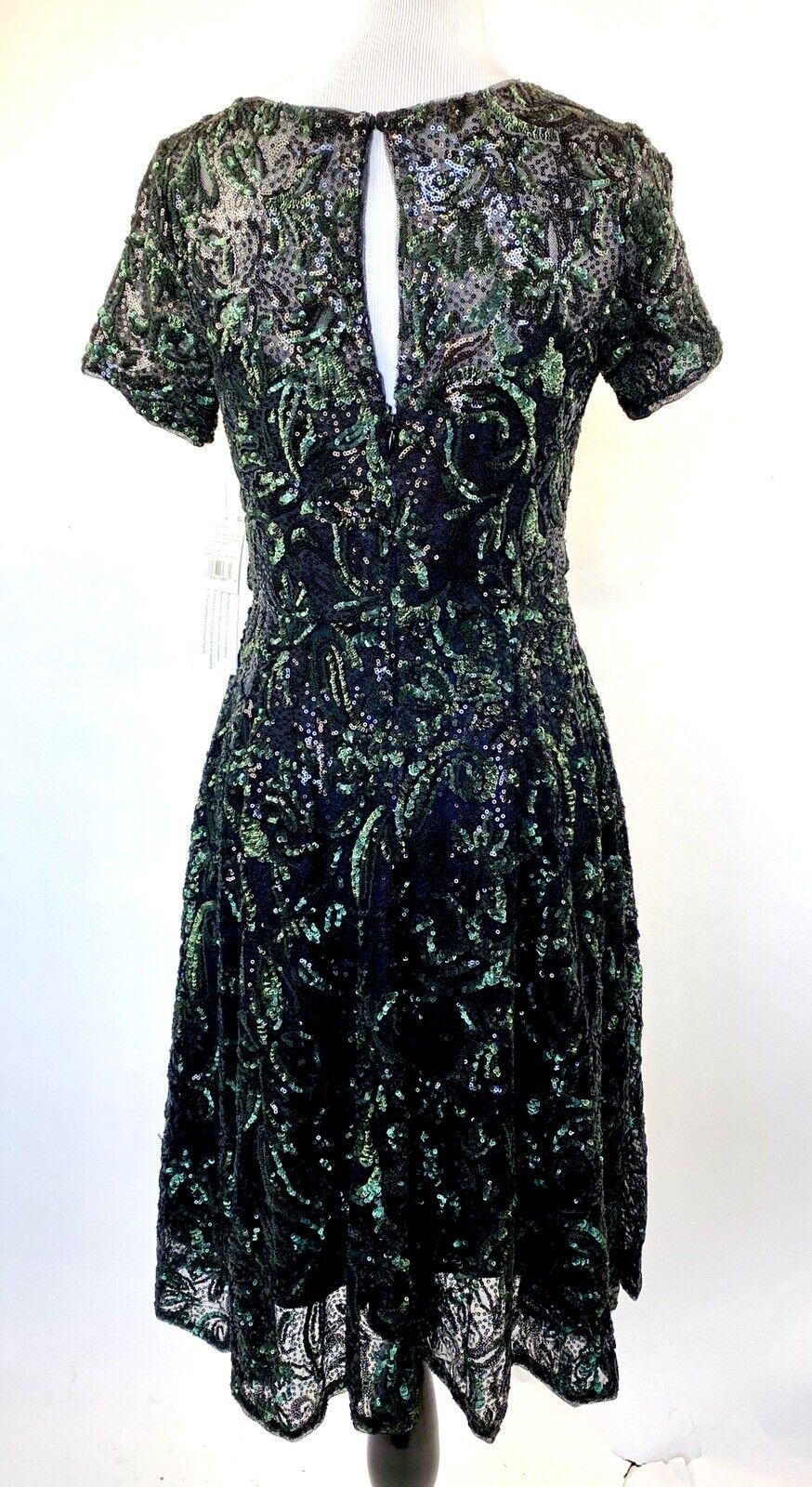 Aidan mattox Jaquard Green Black Bead Cocktail Dress Sz 2 Retail $295 Price $$98