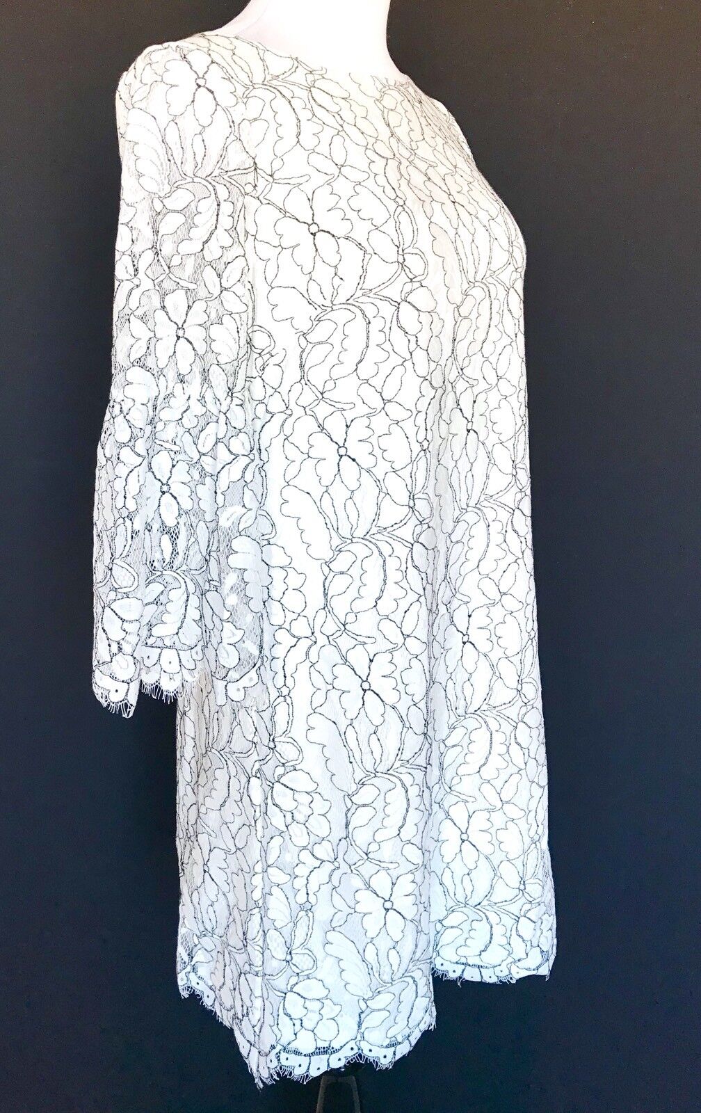 Eliza J  White Bell Sleeve Lace Dress NWT Retails $158 Price $69 Size 6