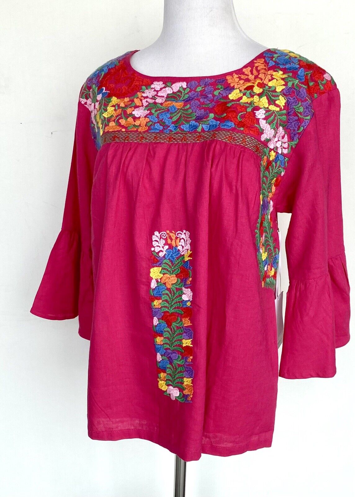 J Marie embroidered Rosa Pink Top bell sleeve XSmall Retail $92 Price $46 NWT