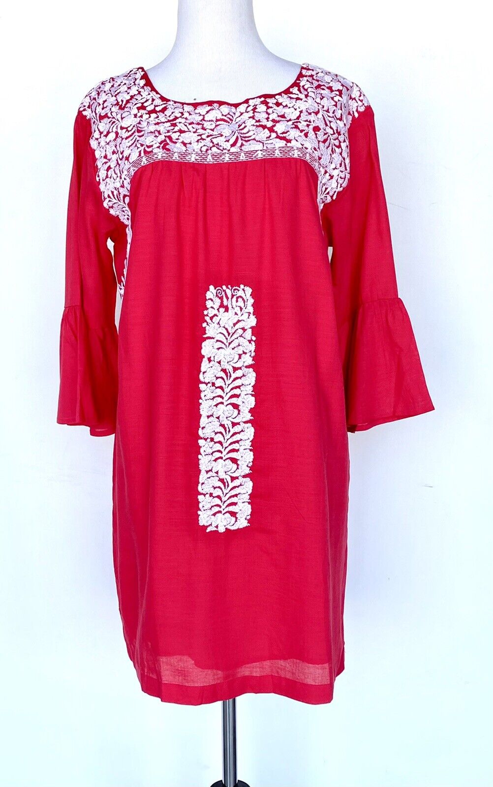 J Marie embroidered Regina Dress bell sleeve XSmall Retail $104 Price $65 NWT