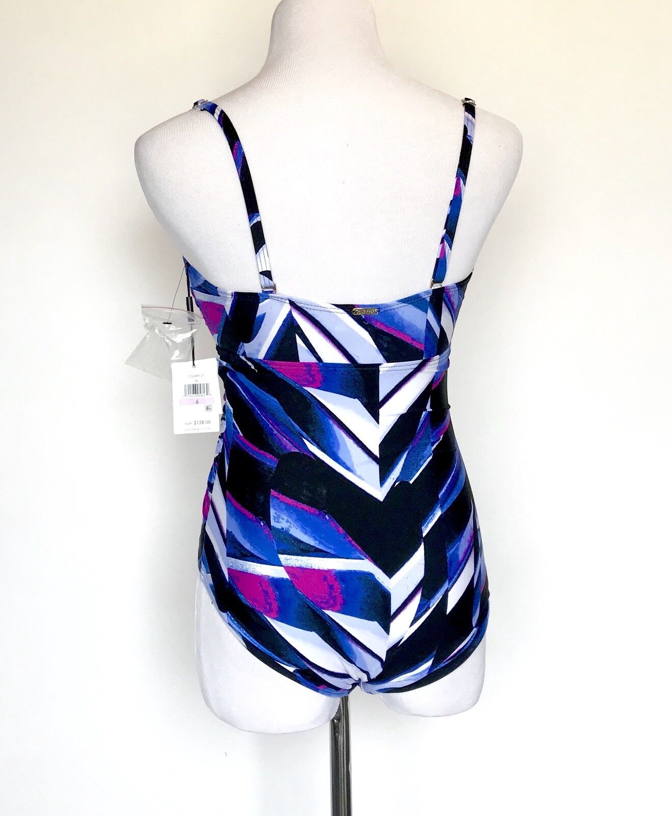 Calvin Klein Keyhole Shirred One Piece Swimsuit Size 6 NWT Retail $128 Price $58