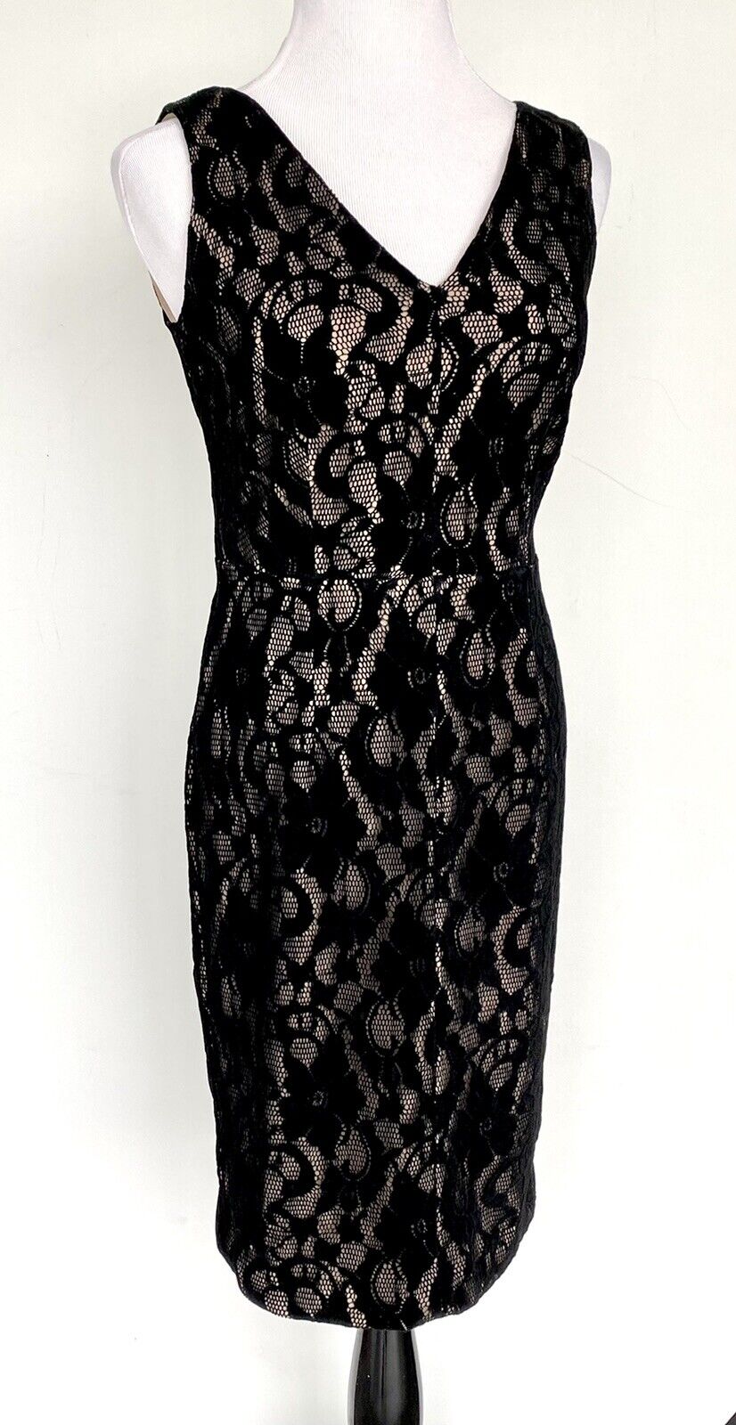 LAUREN RALPH LAUREN Black Velvet Lace Sheath Dress 4 Retail $170 Price $69 NWT