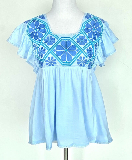 J Marie Embroidered River Flutter Sleeve Blue Top size S Retail $106 Price $59