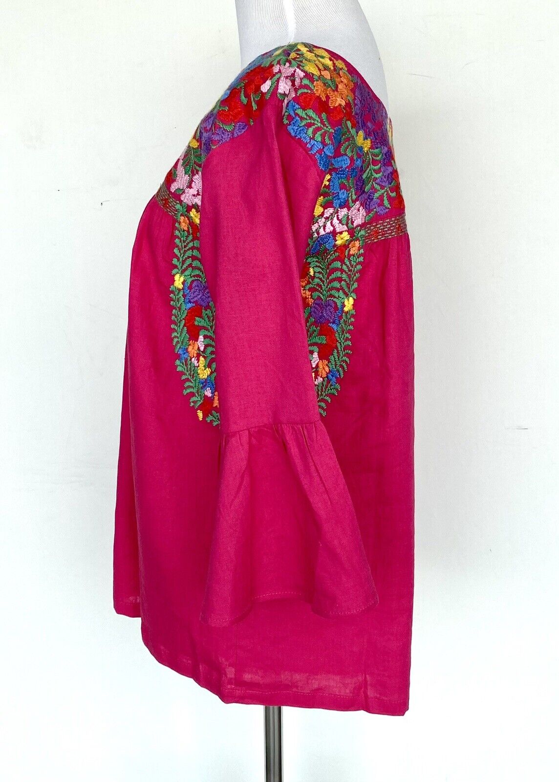 J Marie embroidered Rosa Pink Top bell sleeve XSmall Retail $92 Price $46 NWT