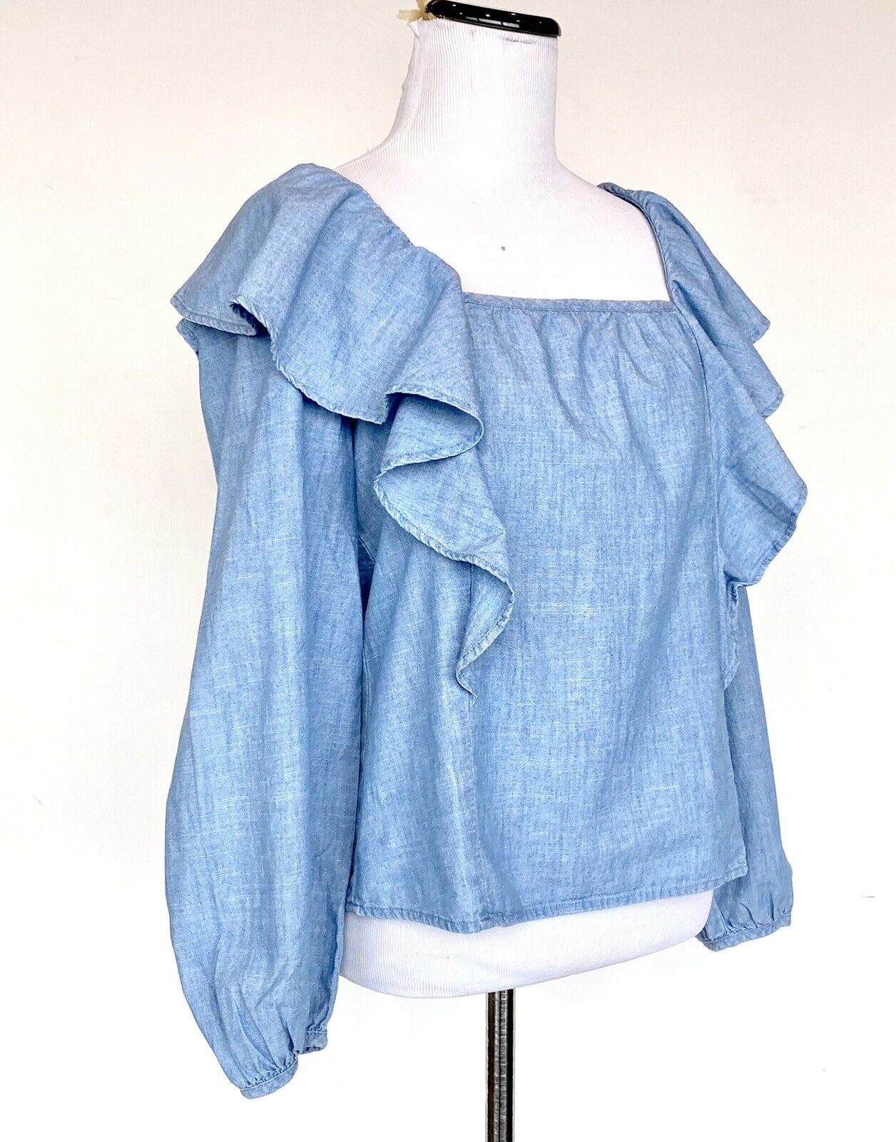 J Crew Chambray Ruffle Square Neck Retail $79.50 Price $45 Size XS