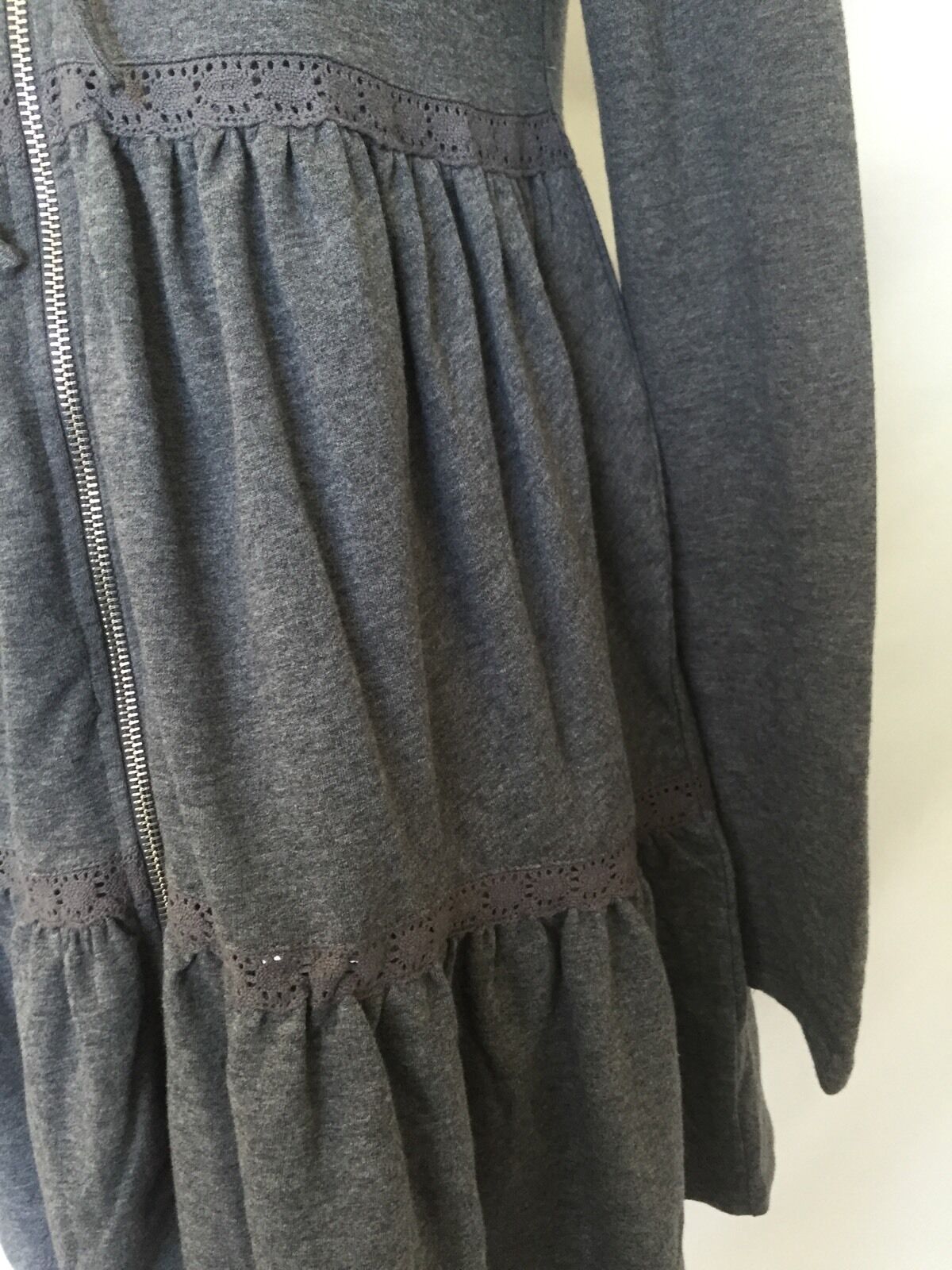 Romeo And Juliet Couture Gray Hoodied Jacket. NWT Retails $220 Price $68 XS