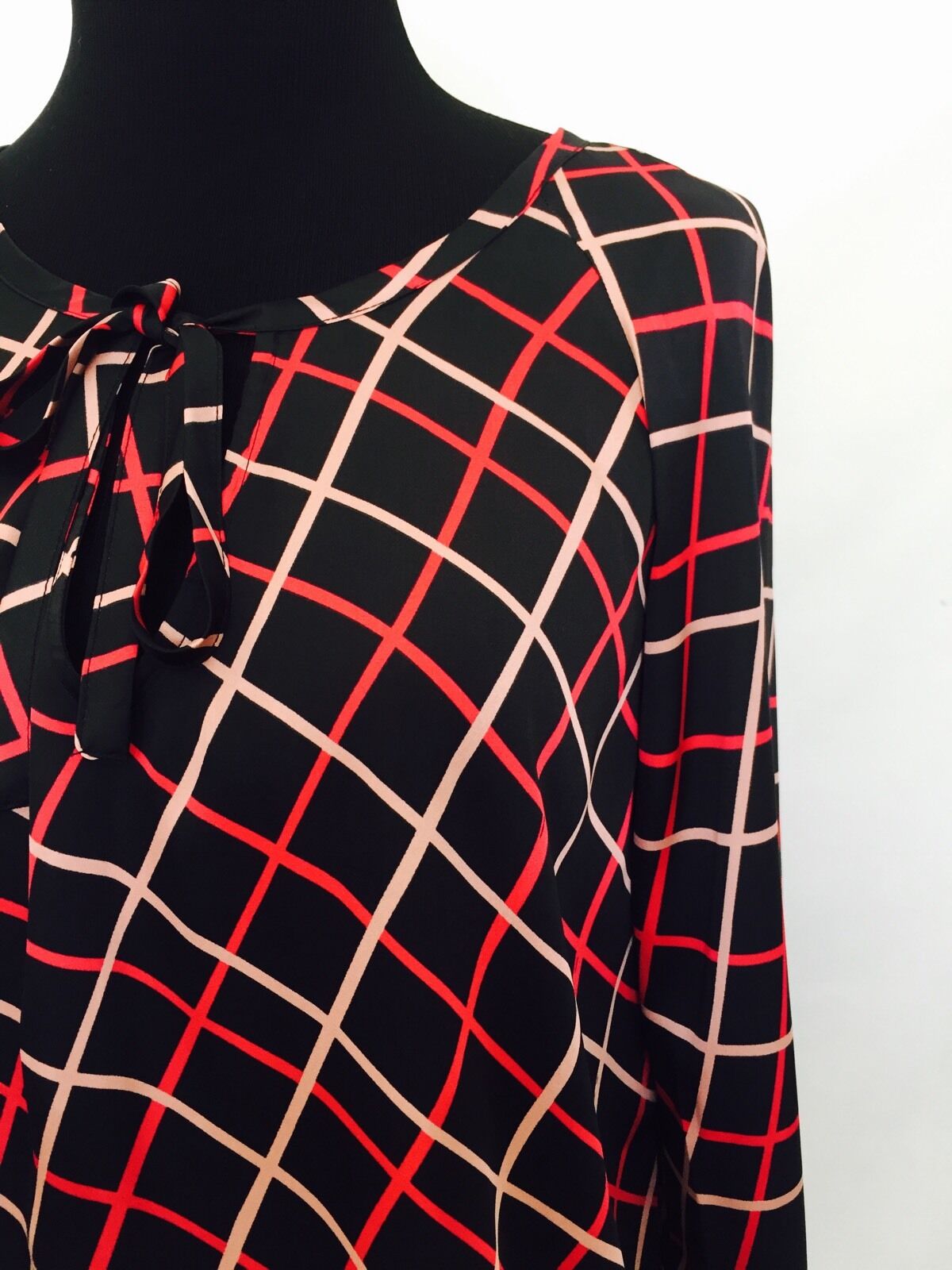 Sanctuary Women's Silky Blouse. Black Red Pink. NWT Retail $79 Price $24 XS