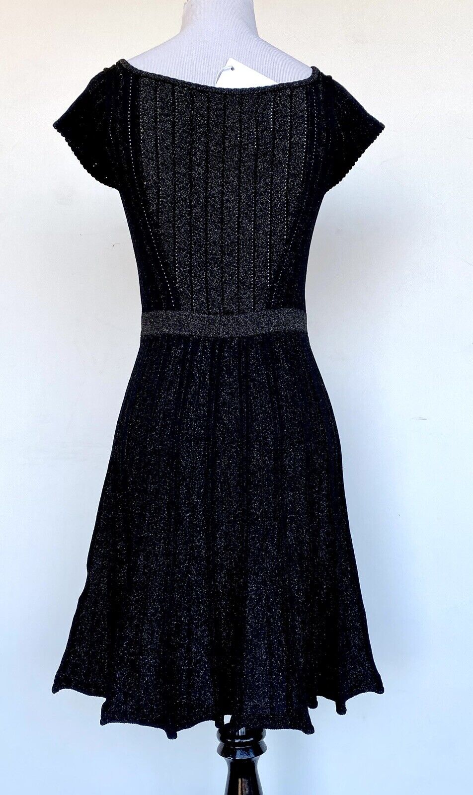 Elliatt black gold sparkle knit stretch dress XS/S retails $249 price price $89