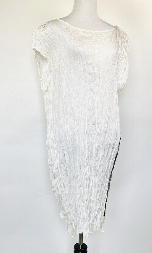 Amaran Silk Handpainted Off White Crinkle Dress Retail $119 Price $49 Size Small
