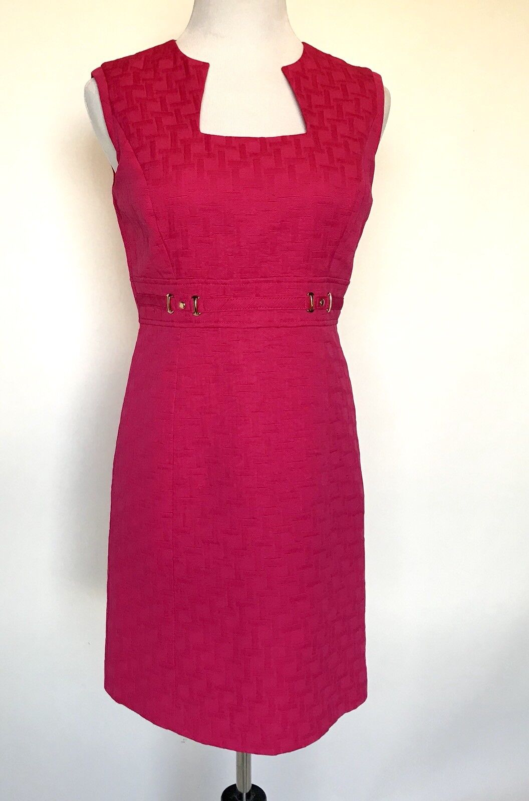 Tahari Arthur S. Levine Black Hot Pink Buckle Dress 6P NWT Retail $129 Price $67