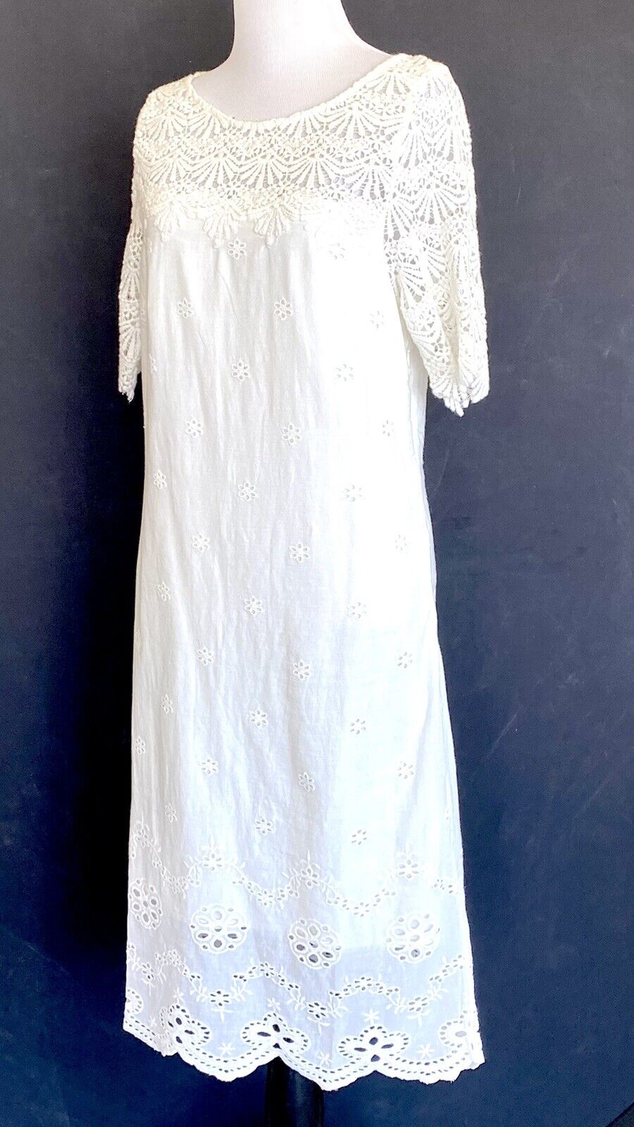 Sundance Catalogue Imperial Eyelet Ivory Dress Retails $148 Price $69 Sz XS NWT