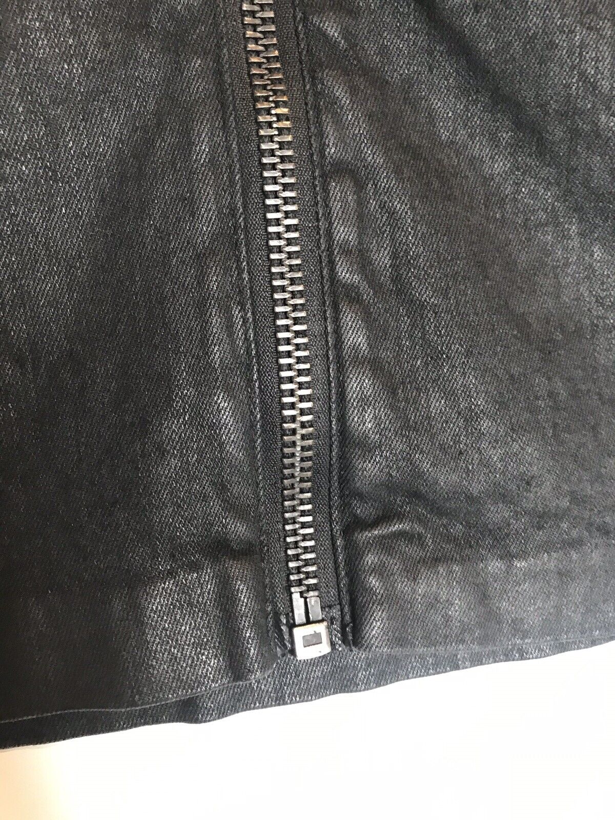 AllSaints Black Jade ZIP Pencil Skirt NWT Size 0 Retails $125 Price $69 NWT