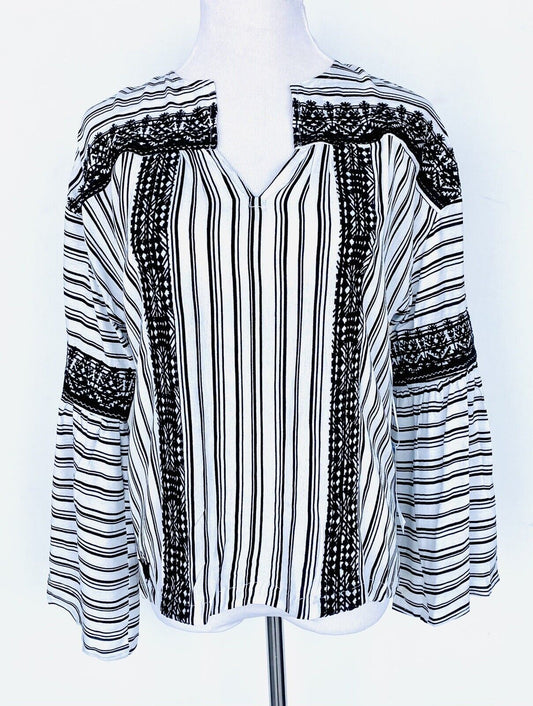 J Marie embroidered Stephanie Top size XS /S Retail $80 Price $40