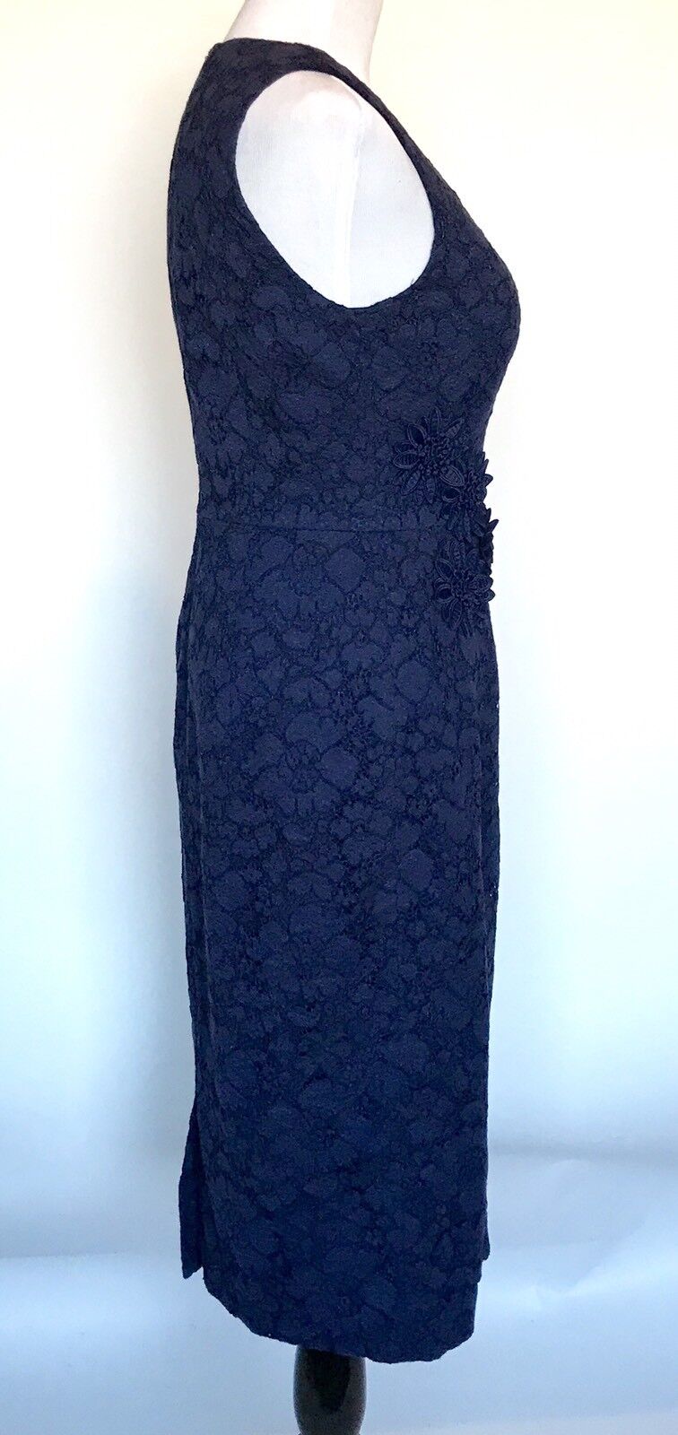 Maggy London Blue Lace Flower Appliqué Dress NWT Retails $178 Price $74 Size 8