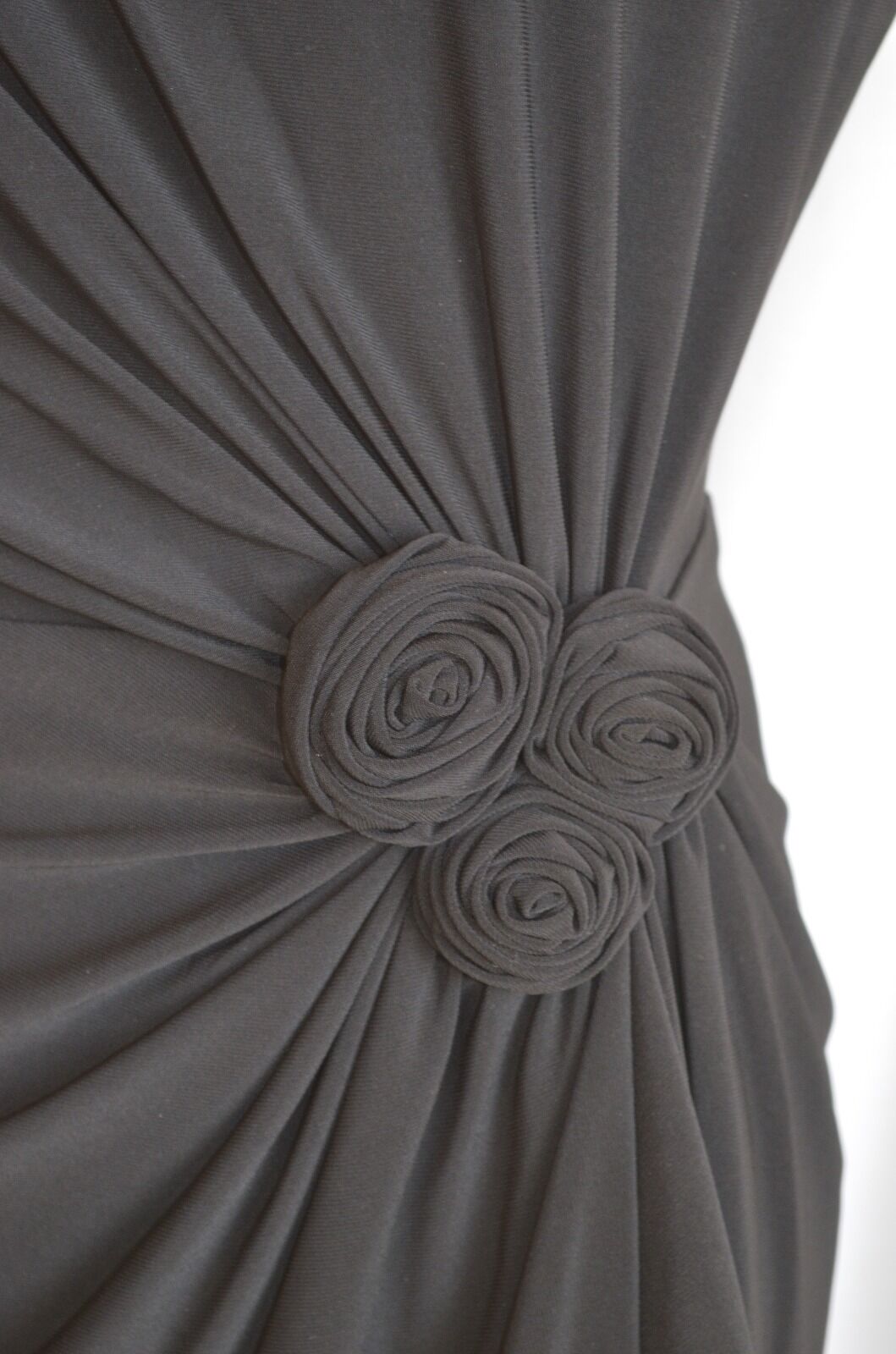 Jones New York black Knot dress. NWT Retails $124 Price $42 size 4