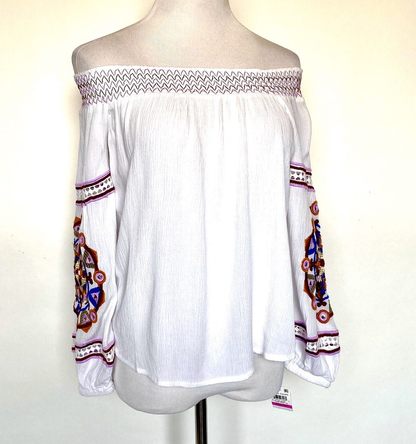 INC White Off Shoulder Embroidered Boho Top PP Retail $89 Price $24 NEW