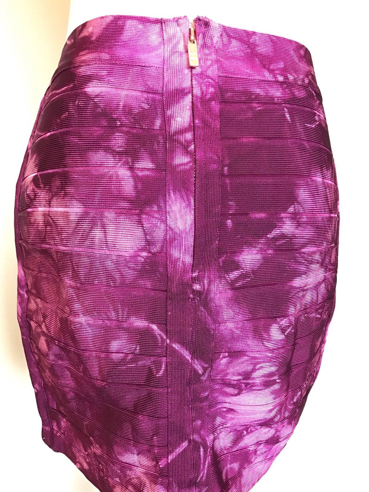 Stretta Bodycon Stretch Bandage Skirt. S. NWT Retails $240 Price $60
