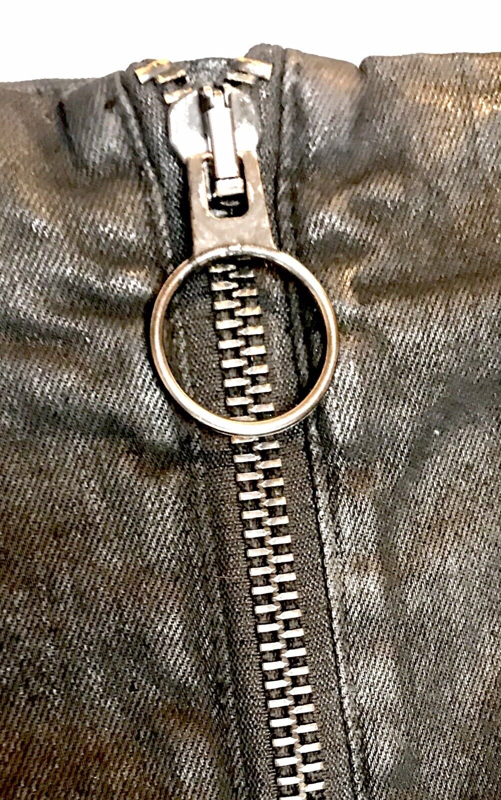 AllSaints Black Jade ZIP Pencil Skirt NWT Size 2 Retails $125 Price $69 NWT