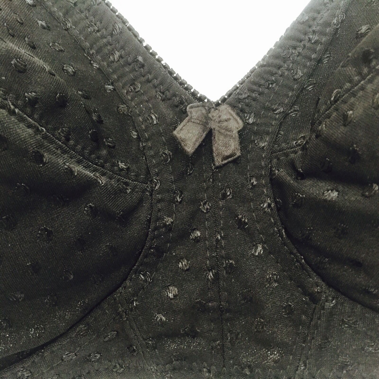 WOMEN'S MAMIA BLACK BRA. WIRE FREE SIZE 42C.PRICE $17.50