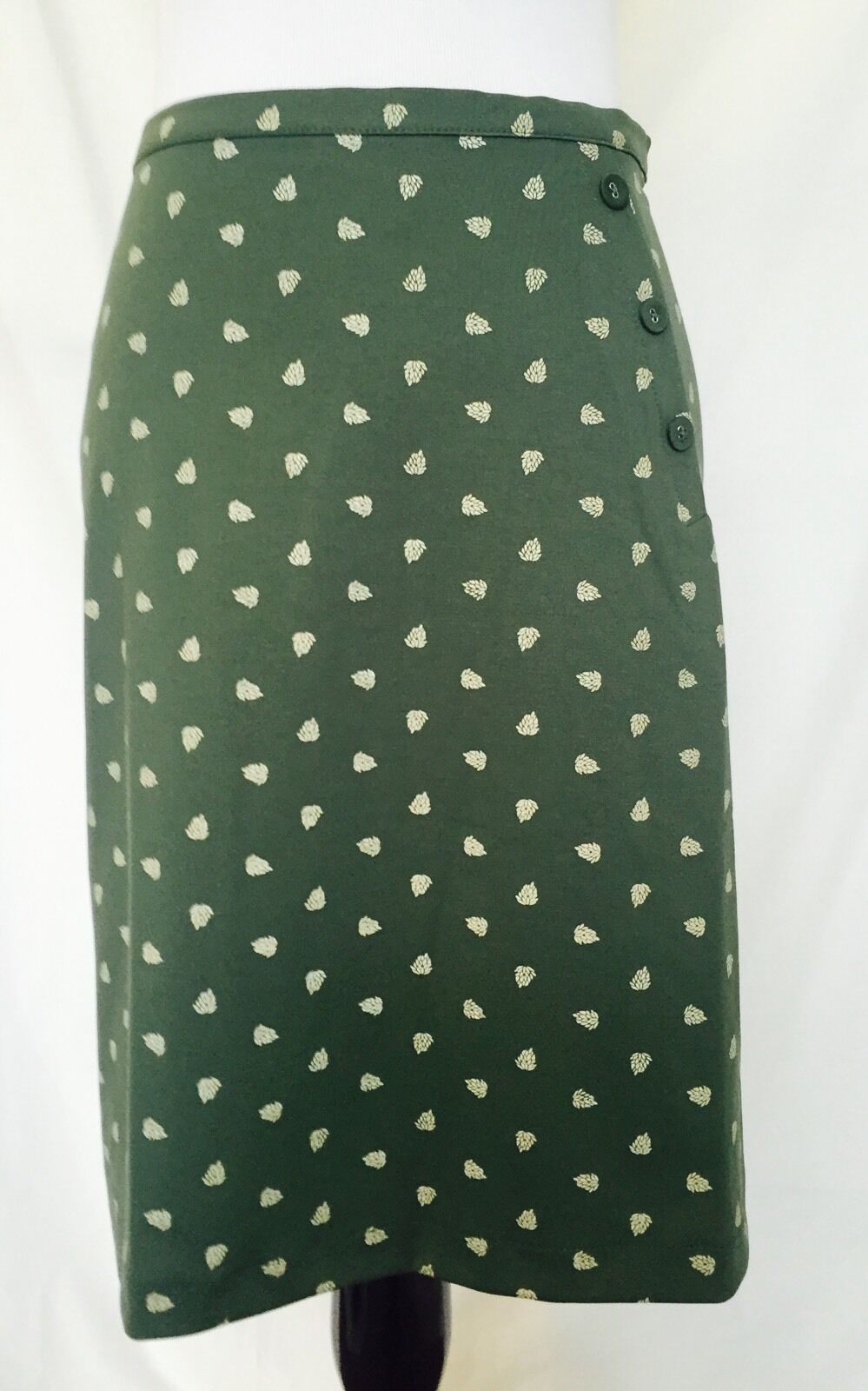 Titis Clothing Vintage Style Green A Line Skirt NWT Size M Price $29