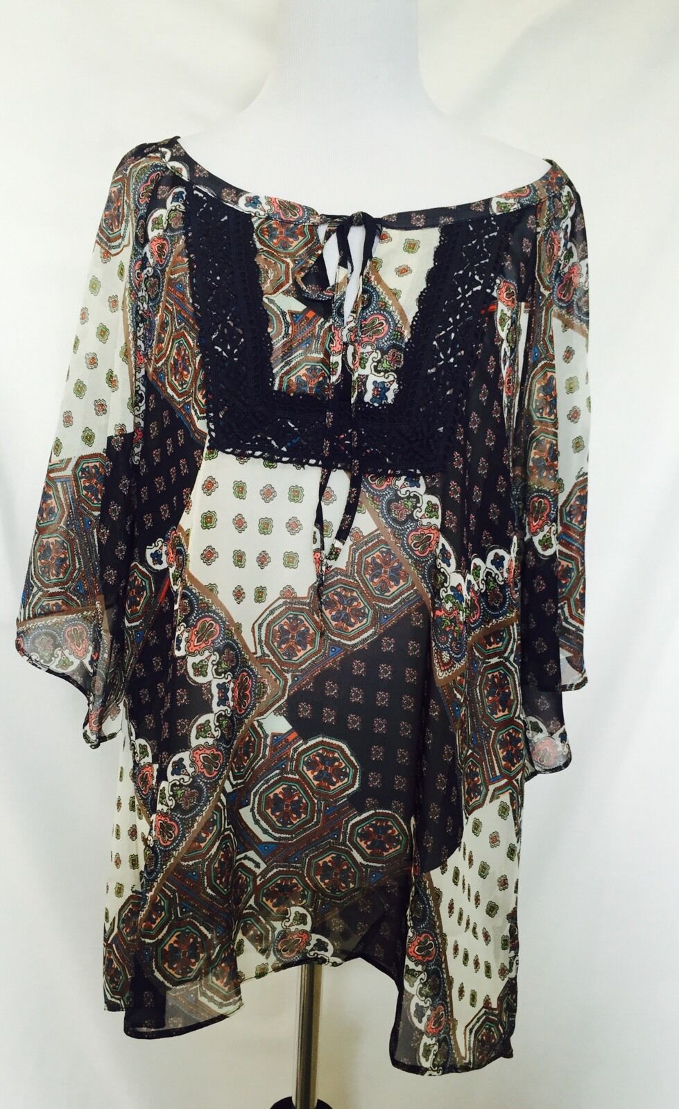 ARK & CO Boho top with Blue crochet detail. NWT Size M. Retails $78 Price $22