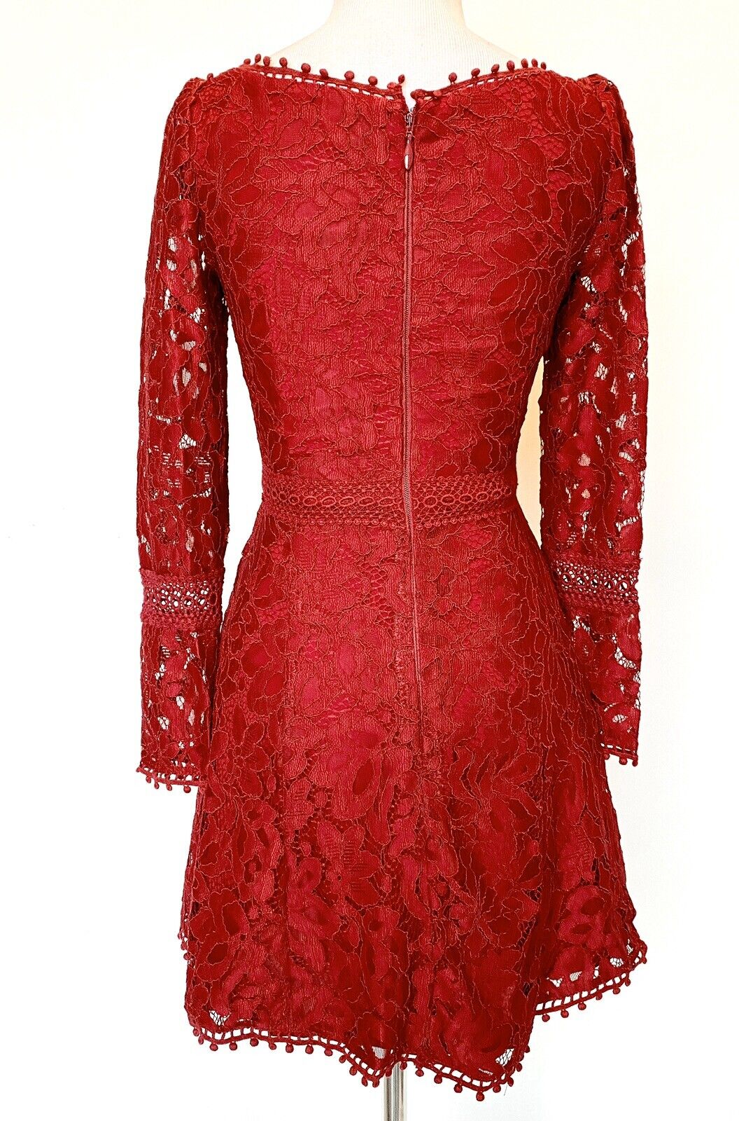 Nicholas Red Lace Crochet Edge Dress. Retails $495 Price $99 Size 0 NWT