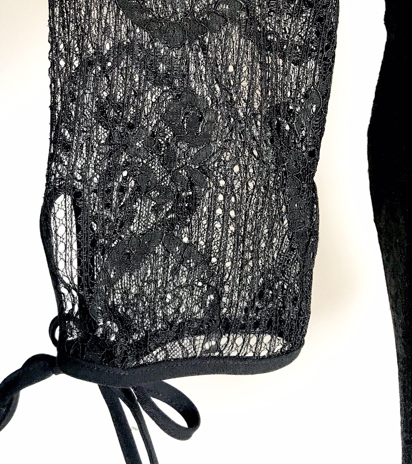 Moon River Black Lace Low Back Dress. Size L NWT Retail $100 Price $59.98