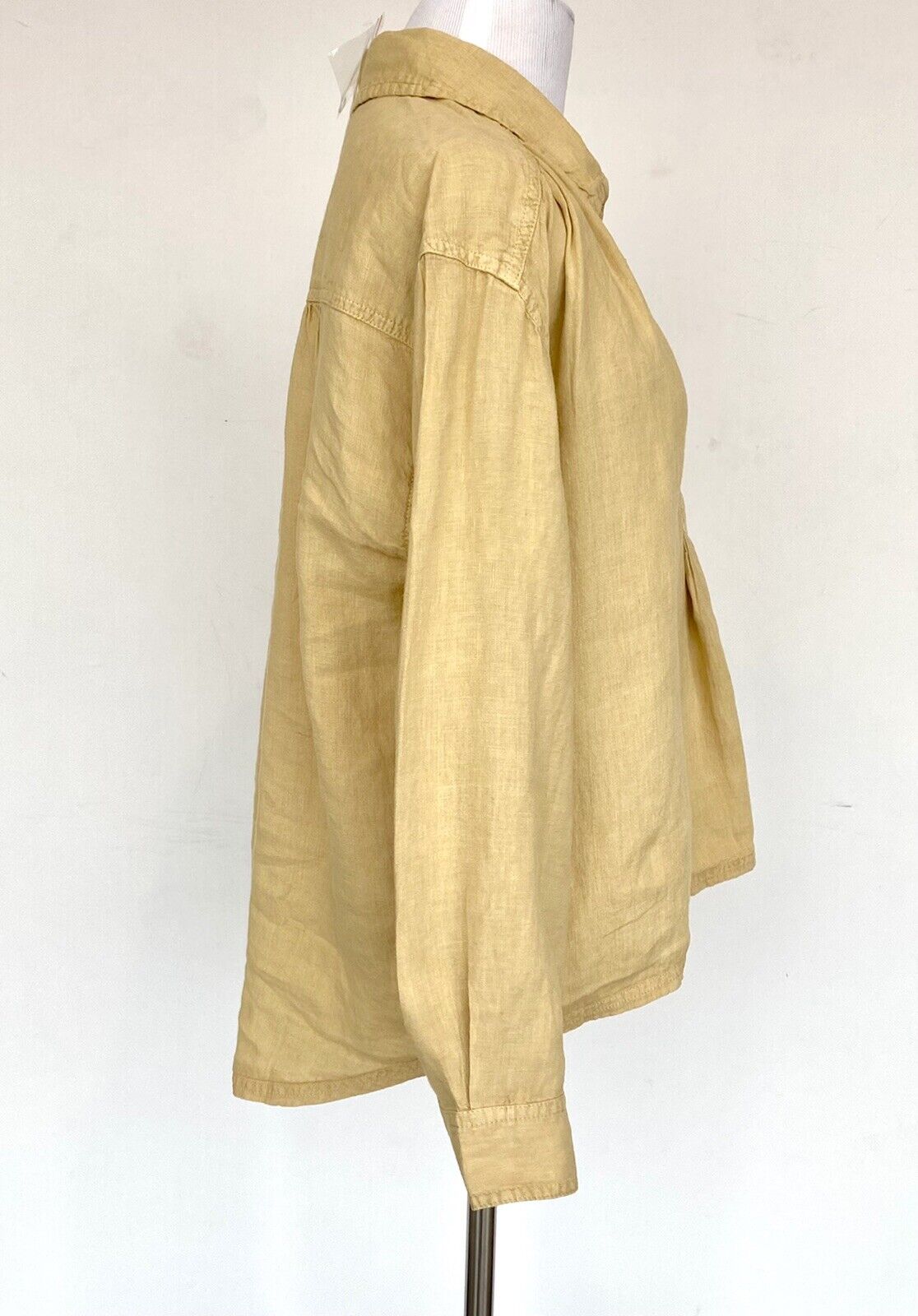 Sundance Roaming Free Linen LS Blouse. Retails $98 Price $49 NWT Size S